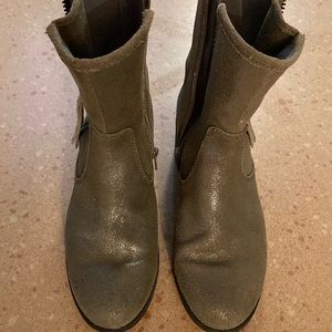 BOOTS. CLARKS Swede boots. Super comfortable, great condition. Just over ankle